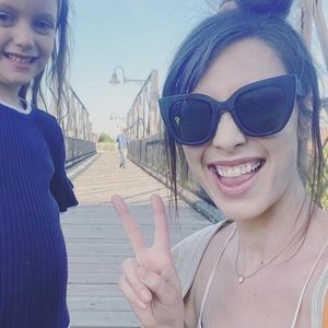 Meet your Posher, Grace